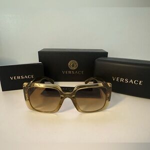 Versace brand new yellow/gold sunglasses 🕶️